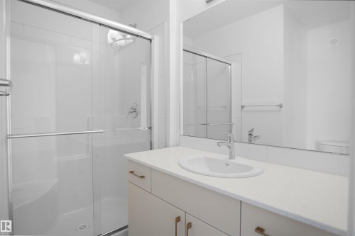 73 1025 Secord Promenade Promenade, Edmonton, AB - Indoor Photo Showing Bathroom