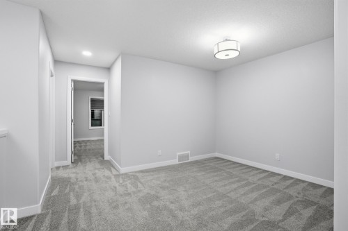 7438 Chivers Crescent, Edmonton, AB - Indoor Photo Showing Other Room