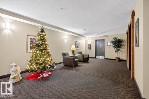 309 278 Suder Greens Drive, Edmonton, AB - Indoor Photo Showing Other Room