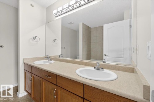 309 278 Suder Greens Drive, Edmonton, AB - Indoor Photo Showing Bathroom
