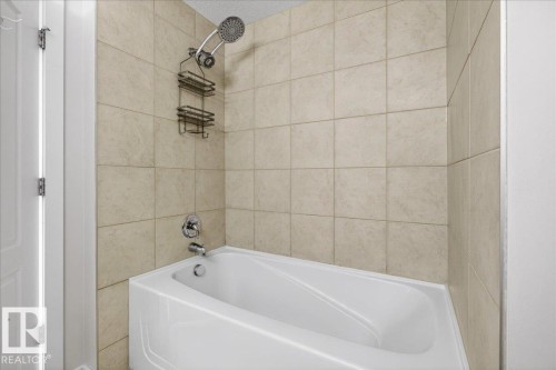 309 278 Suder Greens Drive, Edmonton, AB - Indoor Photo Showing Bathroom