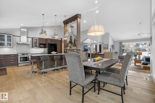 113 53226 Rge Road 261, Rural Parkland County, AB - Indoor Photo Showing Dining Room