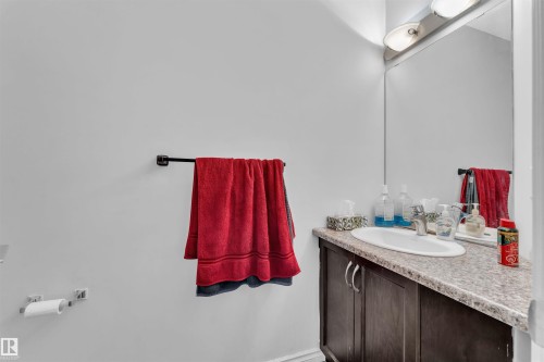 3722 9 Street, Edmonton, AB - Indoor Photo Showing Bathroom