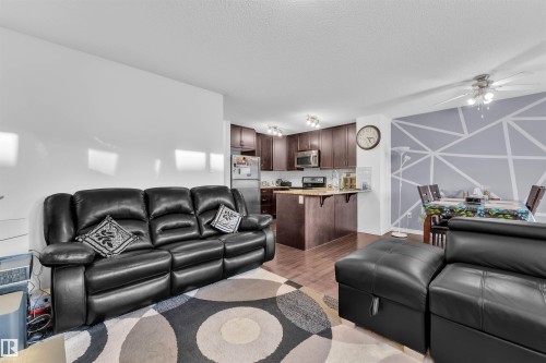 3722 9 Street, Edmonton, AB - Indoor Photo Showing Living Room