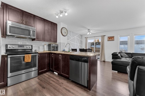 3722 9 Street, Edmonton, AB - Indoor Photo Showing Kitchen With Stainless Steel Kitchen