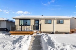 13515 67 Street  Edmonton, AB T5C 0C6