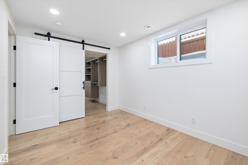 13515 67 Street, Edmonton, AB - Indoor Photo Showing Other Room