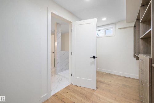 13515 67 Street, Edmonton, AB - Indoor