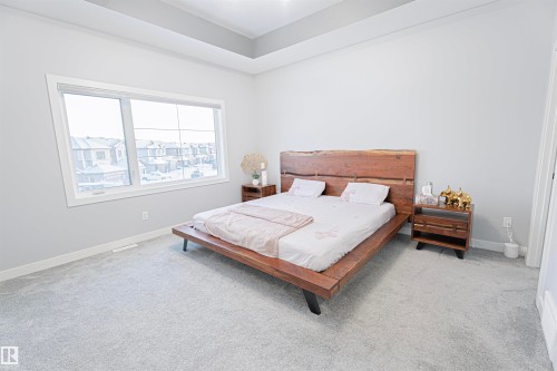 1524 17 Avenue, Edmonton, AB - Indoor Photo Showing Bedroom
