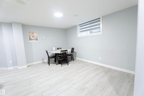 1524 17 Avenue, Edmonton, AB - Indoor