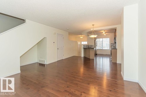 24 1140 Chappelle Boulevard, Edmonton, AB - Indoor Photo Showing Other Room