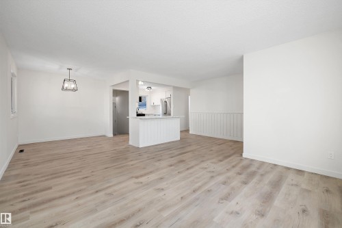 49 Sheridan Drive, St. Albert, AB - Indoor