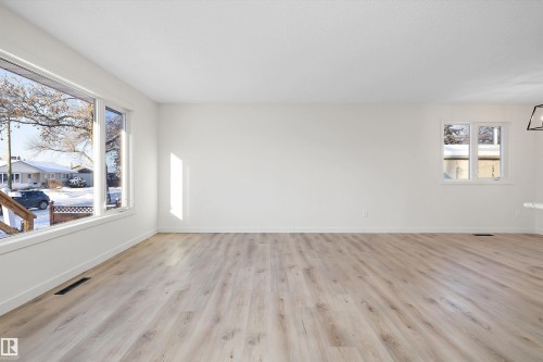 49 Sheridan Drive, St. Albert, AB - Indoor Photo Showing Other Room