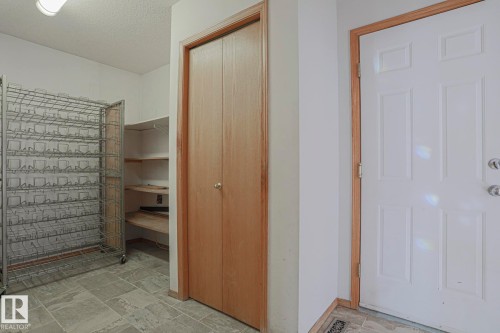 16120 57A Street Nw, Edmonton, AB - Indoor Photo Showing Other Room
