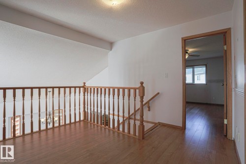 16120 57A Street Nw, Edmonton, AB - Indoor Photo Showing Other Room