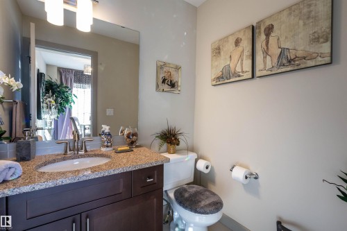 52 1150 Windermere Way, Edmonton, AB - Indoor Photo Showing Bathroom