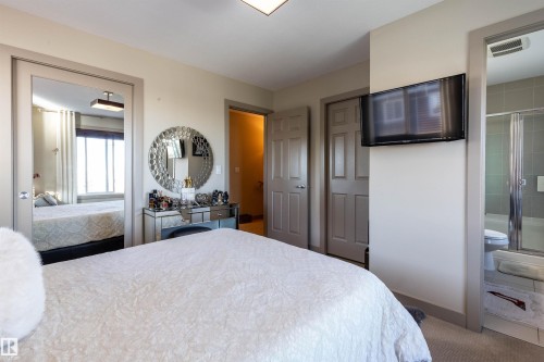 52 1150 Windermere Way, Edmonton, AB - Indoor Photo Showing Bedroom