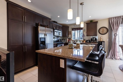 52 1150 Windermere Way, Edmonton, AB - Indoor Photo Showing Kitchen With Upgraded Kitchen