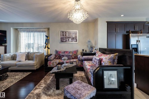 52 1150 Windermere Way, Edmonton, AB - Indoor Photo Showing Living Room