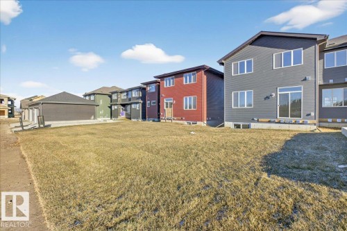 2134 Crossbill Lane, Edmonton, AB - Outdoor