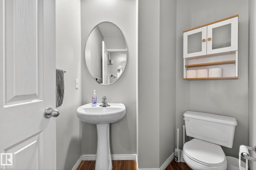 1147 Rutherford Close, Edmonton, AB - Indoor Photo Showing Bathroom