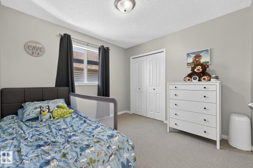 1147 Rutherford Close, Edmonton, AB - Indoor Photo Showing Bedroom