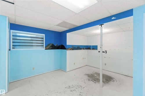 11620 170 Avenue, Edmonton, AB - Indoor Photo Showing Other Room
