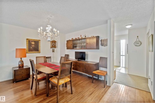 11620 170 Avenue, Edmonton, AB - Indoor Photo Showing Dining Room