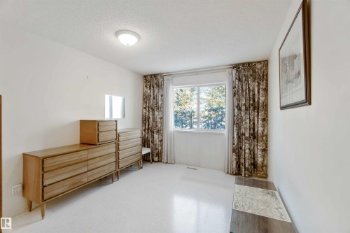 11620 170 Avenue, Edmonton, AB - Indoor