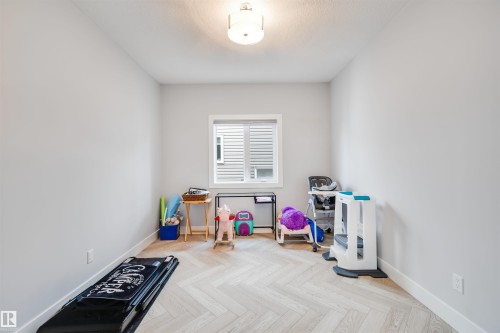 3901 44 Avenue, Beaumont, AB - Indoor Photo Showing Other Room