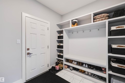 3901 44 Avenue, Beaumont, AB - Indoor With Storage