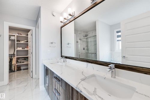 3901 44 Avenue, Beaumont, AB - Indoor Photo Showing Bathroom