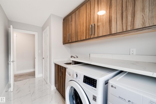 3901 44 Avenue, Beaumont, AB - Indoor Photo Showing Laundry Room