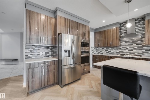 3901 44 Avenue, Beaumont, AB - Indoor Photo Showing Kitchen With Upgraded Kitchen