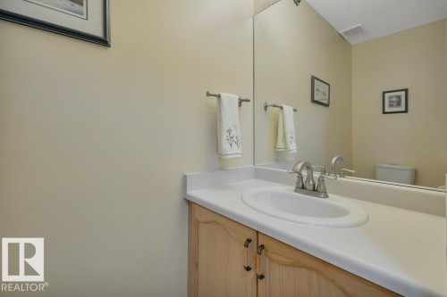 25 603 Youville Drive E, Edmonton, AB - Indoor Photo Showing Bathroom