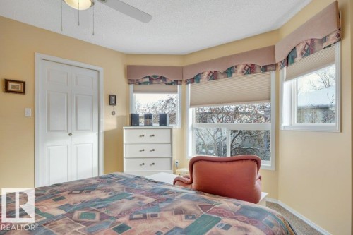 25 603 Youville Drive E, Edmonton, AB - Indoor Photo Showing Bedroom