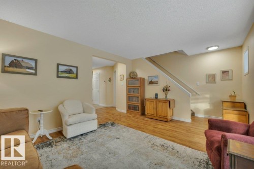 25 603 Youville Drive E, Edmonton, AB - Indoor Photo Showing Living Room