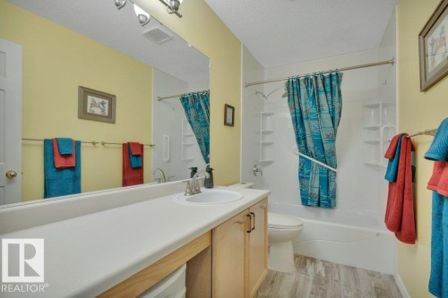 25 603 Youville Drive E, Edmonton, AB - Indoor Photo Showing Bathroom