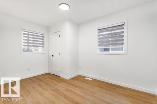 8522/8524 84 Avenue, Edmonton, AB - Indoor Photo Showing Other Room