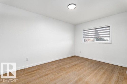 8522/8524 84 Avenue, Edmonton, AB - Indoor Photo Showing Other Room