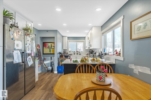 11907 70 Street, Edmonton, AB - Indoor Photo Showing Dining Room