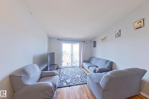418 3425 19 Street, Edmonton, AB - Indoor Photo Showing Living Room