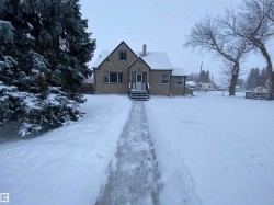 4809 54A Avenue  Vegreville, AB T9C 1G2