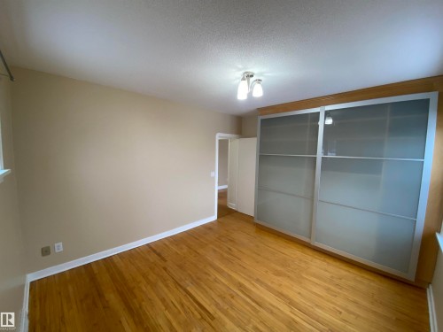 4809 54A Avenue, Vegreville, AB - Indoor