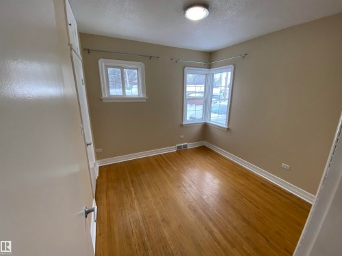 4809 54A Avenue, Vegreville, AB - Indoor Photo Showing Other Room