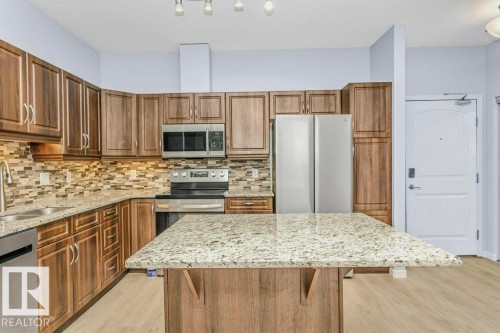 119 2503 Hanna Crescent, Edmonton, AB - Indoor Photo Showing Kitchen With Upgraded Kitchen