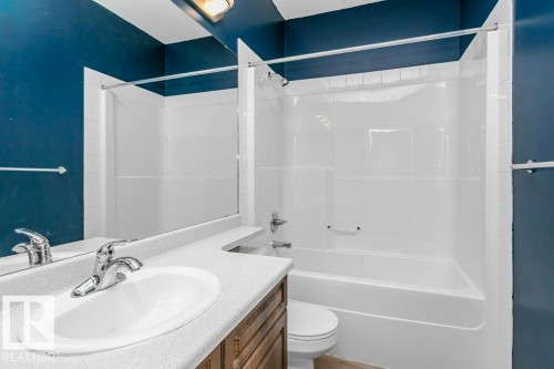 119 2503 Hanna Crescent, Edmonton, AB - Indoor Photo Showing Bathroom
