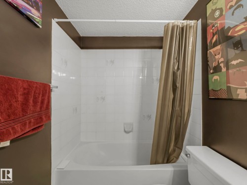 326 10636 120 Street, Edmonton, AB - Indoor Photo Showing Bathroom