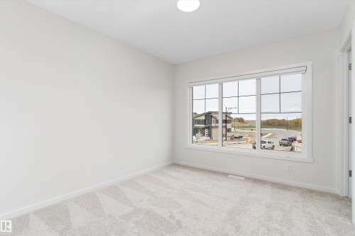 4277 Kinglet Drive, Edmonton, AB - Indoor Photo Showing Other Room