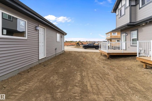 4277 Kinglet Drive, Edmonton, AB - Outdoor With Exterior